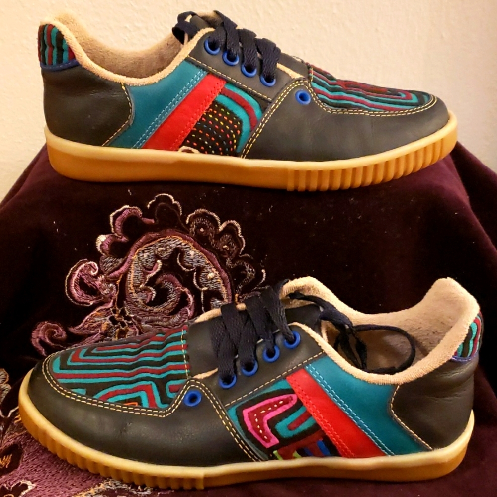 EUC MOTALAS handmade leather kicks (~6 - 6 1/2)-$25 for 2 | Shoe Sale Promo